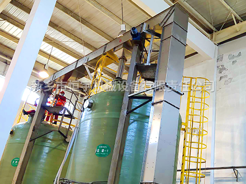 圓形搖擺篩工作現場